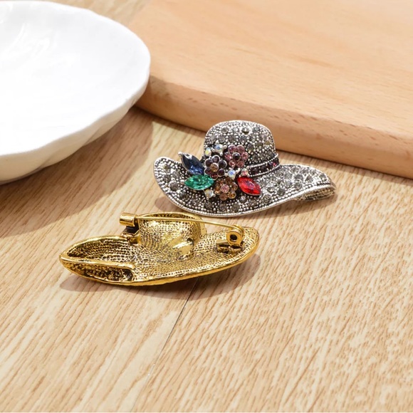 Vintage Antique Gold Creative Crystals Hat Brooch - Picture 4 of 6